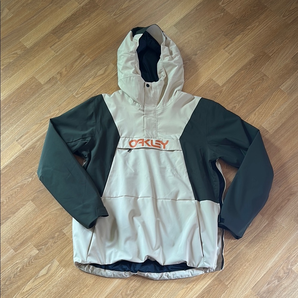 10k Oakley Snow Jacket